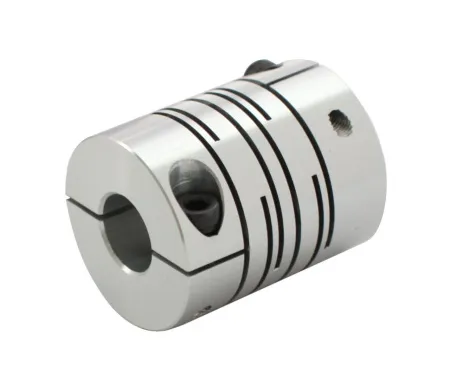 Муфта разрезная, d=25 мм, с зажимным кольцом, материал - алюминий, диаметры валов 10*10 мм, номинальный момент 1,8 Нм